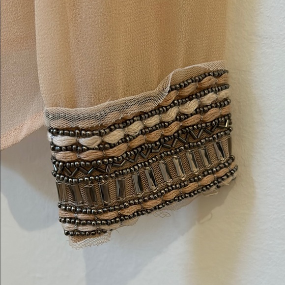Carmen Marc Valvo Sheer Pink and Cream Blouse with Embellished Cuffs Sleeves - Picture 3 of 7